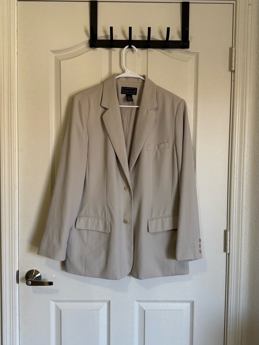 Laura Scott Women's Light Beige Single-Breasted Blazer